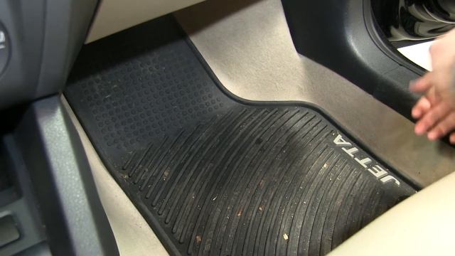 etrailer | WeatherTech Front Floor Mats Installation - 2013 Volkswagen Jetta смотреть онлайн