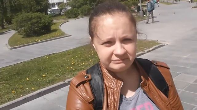 Гуляем с подругой в парке в Зеленограде смотреть онлайн