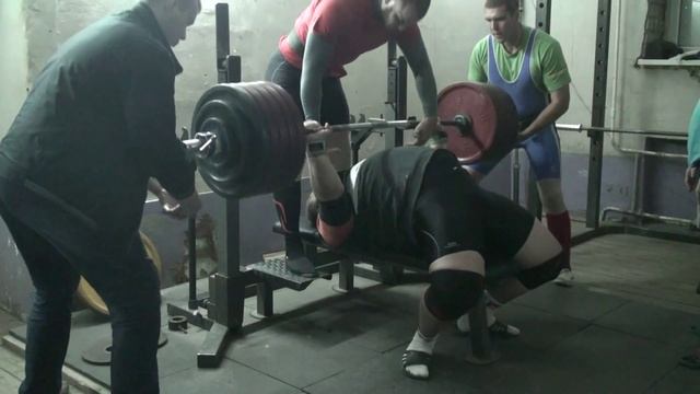 Жим лежа 290х2 смотреть онлайн