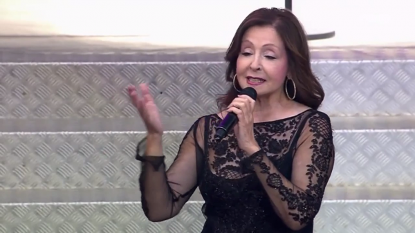 Vicky Leandros - Ich liebe das Leben (Die Schlagernacht in der Waldbühne 28.07.2017)