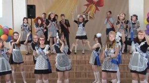 Выступление 11 класса на последнем звонке в МАОУ «СОШ №24 г.Челябинск» (фрагмент)
