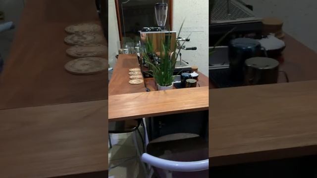 New Home Coffee Bar - ECM Synchronika + Mahlkonig EK43S смотреть онлайн