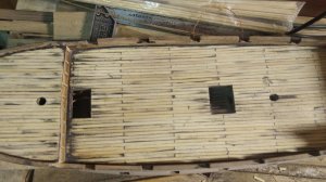 № 24  Сборка Черной Жемчужины. Первый этап застаривания палубы и корпуса..