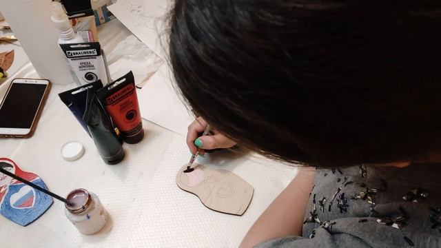 Стилизованная матрёшка в цветах Российского флага. смотреть онлайн