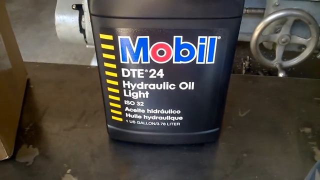 Santa (UPS) Came Early, Mobil Lubricants for South Bend Lathes смотреть онлайн