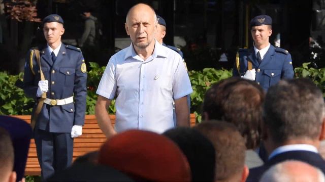 Гимн Украины при поднятии флага Украины на 102-метровый флагшток 23 августа 2021 в Харькове смотреть онлайн