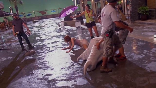 🔥Сэм Нил, Лора Дерн и Джефф Голдблюм в Мире Юрского Периода 3!🔥 смотреть онлайн