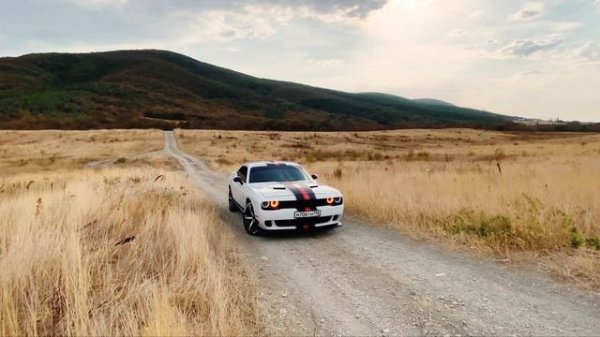 Додж челенджер