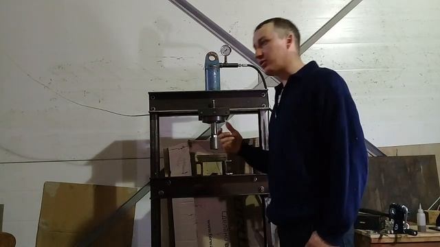 9) Самодельный пресс, пресс своими руками, DIY, Самоделка, гидравлический пресс для гаража смотреть онлайн
