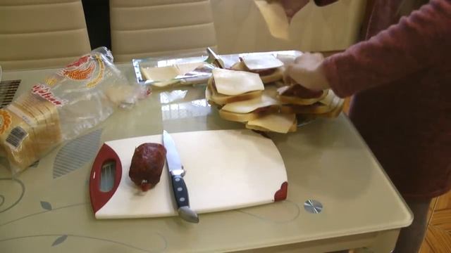 Валентина ИвановнаVS Школьница Маша.Поздравление с 8 Марта!!! смотреть онлайн