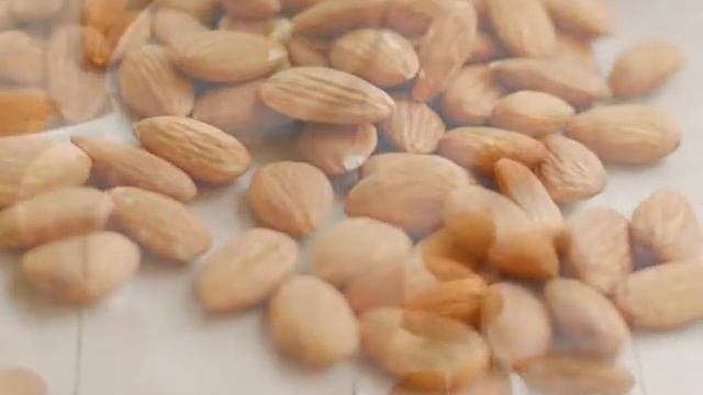 ПОЛЕЗНЫЕ СВОЙСТВА МИНДАЛЯ. ПОЛЬЗА И ВРЕД МИНДАЛЯ. ЭТО НУЖНО ЗНАТЬ О МИНДАЛЕ! смотреть онлайн