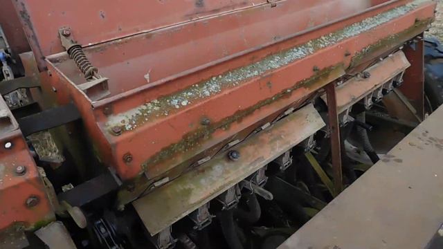 Спалили все СЕЛИТРОЙ. Подкормка, сеялка СЗТ-3.6 и МТЗ 80 смотреть онлайн