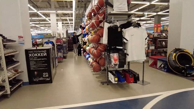 Sea Mall торговый центр. Севастополь. (4K video, DJI Pocket 2) смотреть онлайн