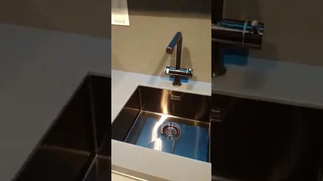 Обзор - Кухонный гарнитур KARMA ( Кухни и ванные Мария) смотреть онлайн