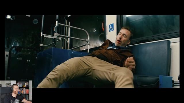 Martial Arts Instructor Reacts: Nobody - Bus Fight Scene смотреть онлайн
