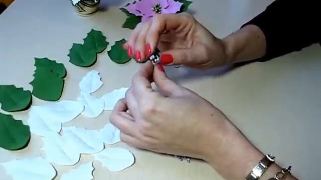 Пуансеттия из фоамирана. Как правильно работать с молдами и вайнерами смотреть онлайн