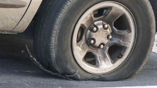 Причины появления трещин в шинах. Можно ли ездить на изношенных покрышках? смотреть онлайн