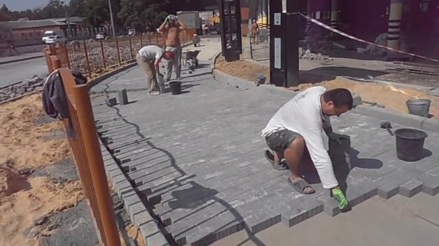 Укладка тротуарной плитки и гранитной брусчатки смотреть онлайн