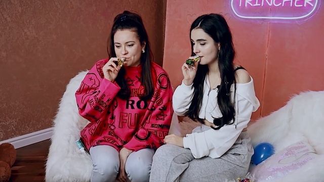 УСПЕЙ за 100 СЕКУНД ЧЕЛЛЕНДЖ! Кто быстрее Мама? /Who Is the Fastest? (SPEED CHALLENGE) Mother? смотреть онлайн