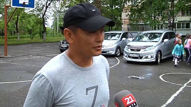 Участники автоклуба "Drive4Life" познакомили с железными конями юных биробиджанцев смотреть онлайн