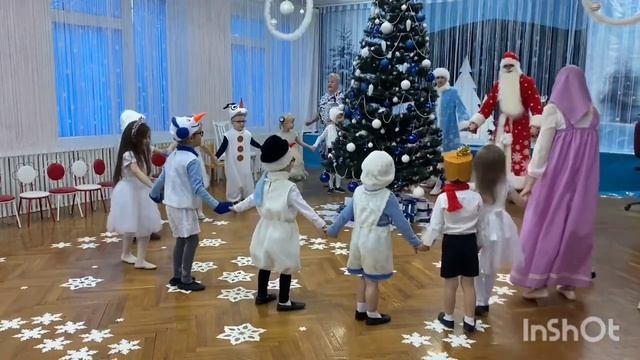 Новогодний праздник в средней группе № 9 смотреть онлайн