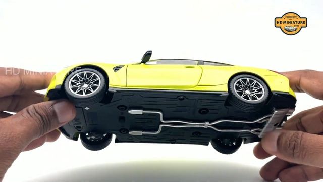 Unboxing | BMW M4 G82 Green 1/24 Scale #diecastcars #cars #miniature #modelcars
