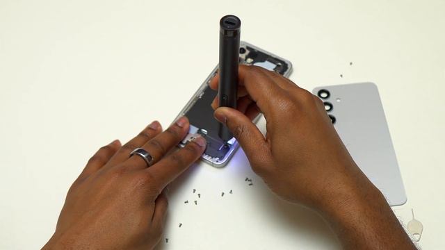 Samsung Galaxy S24 Teardown Reassembly смотреть онлайн