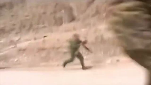 Погранвойсками может Родина гордится. Уходим ночью мы в дозоры и посты. смотреть онлайн