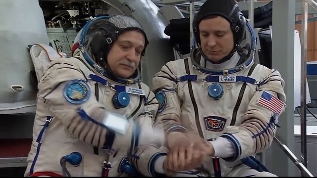 Expedition 50 - 51 Crew Undergoes Final Training Outside Moscow смотреть онлайн