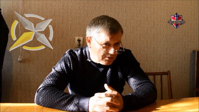 Ветеран ополчения, замглавы прифронтового посёлка. О выживании под постоянными обстрелами смотреть онлайн