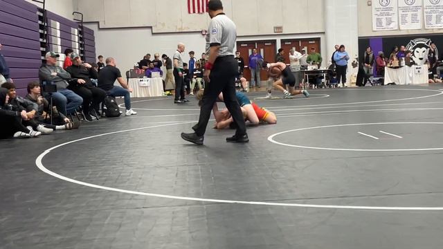 Andres Flores Blue Valley tournament @157 смотреть онлайн