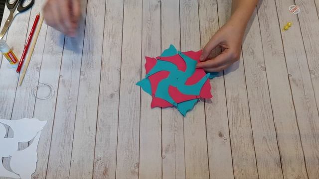 Мастер-класс: Вертушка из бумаги (флюгер 8 лопастей) смотреть онлайн