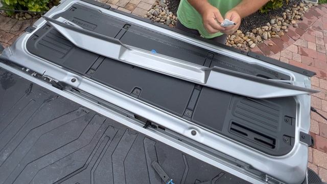 Ford Raptor Roof Spoiler Installation 2022 смотреть онлайн