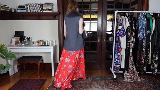 ALL MY DRESSES IN ONE VIDEO (FROM CASUAL TO FANCY) | Hannah Louise Poston смотреть онлайн