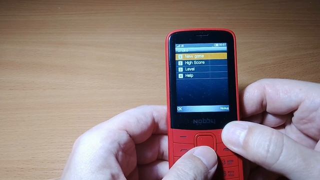 Nobby 220 | Кнопочный мобильный телефон с ярким дизайном. смотреть онлайн