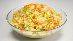 Знаменитый салат из капусты "КОУЛ-СЛОУ" по-японски.