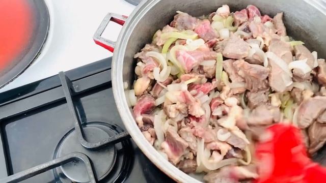 Гуляш қазақша рецепт жасап көріңіз #гуляш готовим дома легко