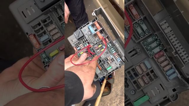 BYPASS TO START BMW e90 e92 master dme relay activation code ISSUE dtc - 002ACB 002ACC смотреть онлайн