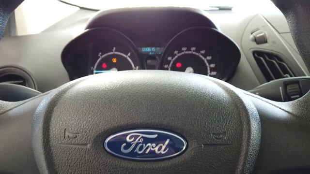 FORD TOURNEO COURIER 10.900 € смотреть онлайн