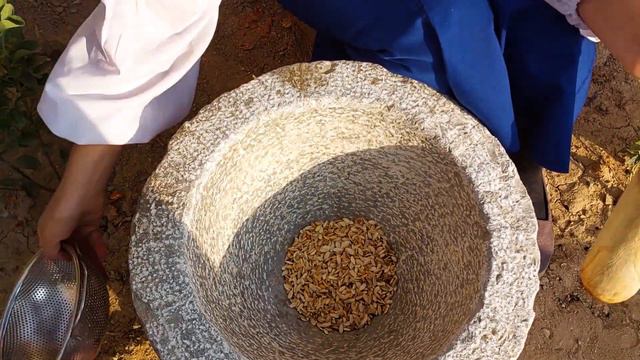 Nomadic Lifestyle In Iran | Rural Lifestyle In Iran | Cooking Vegetarian Meatball In Village House