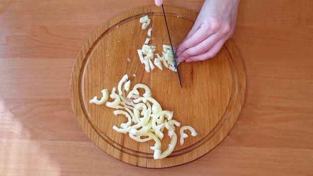 ЕШЬ и ХУДЕЙ!!!! САЛАТ С ПОМИДОРОМ, ЯЙЦОМ И БОЛГАРСКИМ ПЕРЦЕМ!!! смотреть онлайн