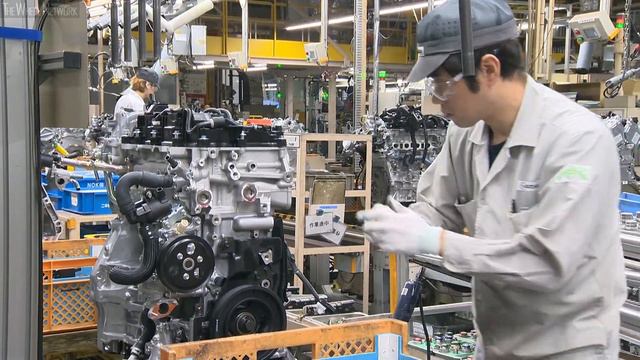 Mazda SKYACTIV-X Production Line at Ujina Engine Plant смотреть онлайн