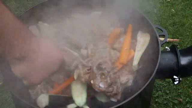 Хашлама из Баранины по Армянский в Казане на Пиве I Lammfleisch Mit Kartoffeln Und Bier Im Kazan