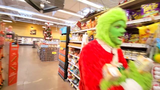 Birth to Death of Grinch IRL! *EMOTIONAL* смотреть онлайн