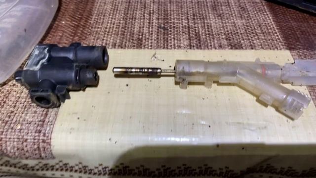 Мелитта Нивона Милле - течет в поддон. Диагностируем дренажный клапан.