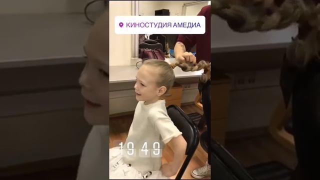Мини-выпуск 7. «Закулисье программы «Давайте Рисовать» с Ариной». смотреть онлайн