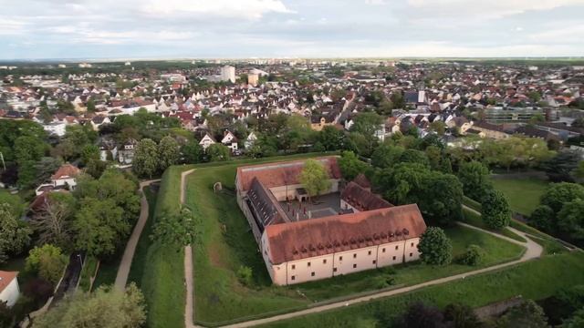 Rüsselsheim Festung | 5.4K Drone Footage | Arial View | Hessen, Germany ?? смотреть онлайн