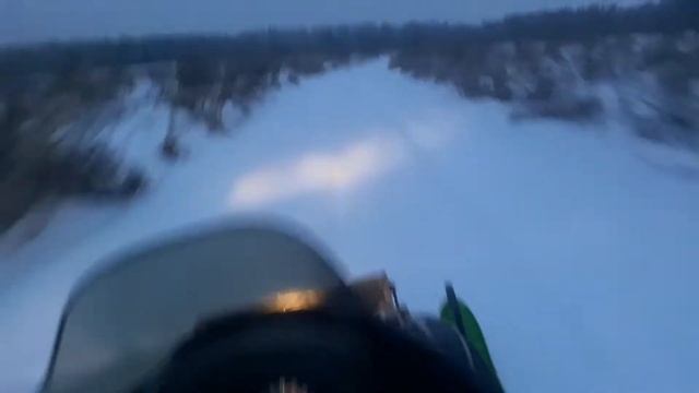 Катнул на снегоходе смотреть онлайн