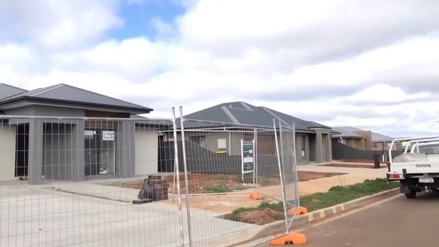 Griffith - Your Future! смотреть онлайн