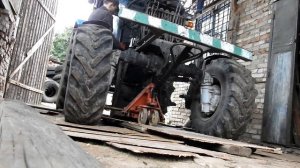 Как можно даже в одиночку раскатить МТЗ для ремонта двигателя